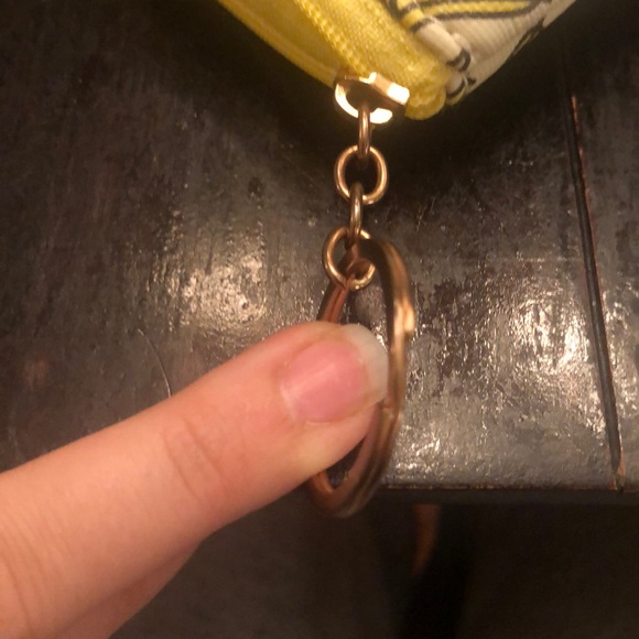 Banana travel bag - Picture 4 of 5